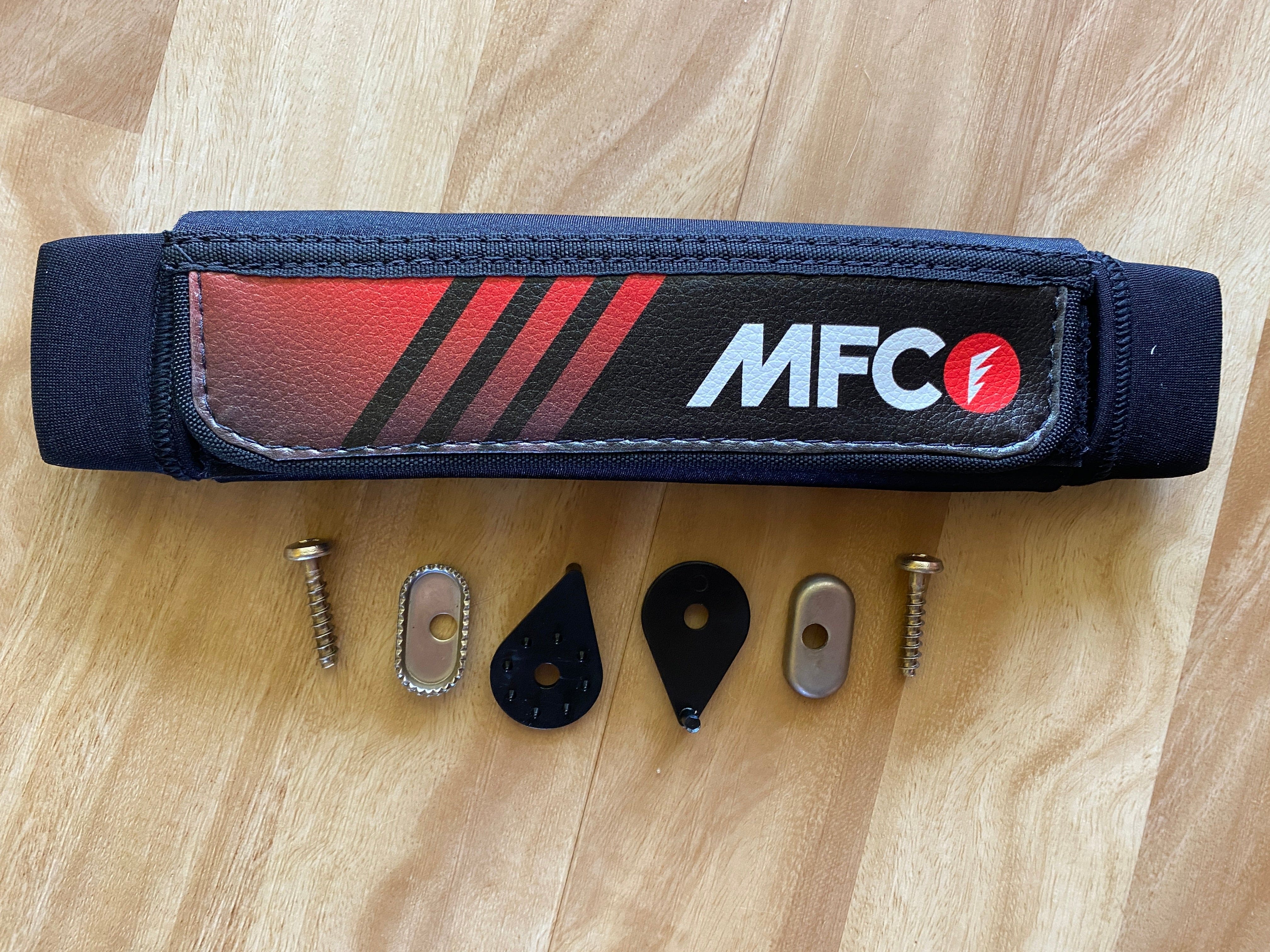 ALA版　沼　FOIL chippy Parts – Paka'a Foil